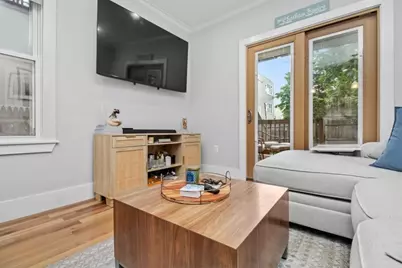 110 P St #1, Boston, MA 02127 - Photo 3