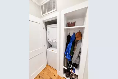 110 P St #1, Boston, MA 02127 - Photo 11