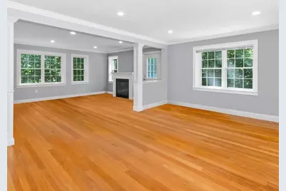 32 Lauricella Lane, Waltham, MA 02452 - Photo 9