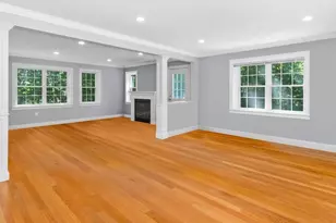 32 Lauricella Ln, Waltham, MA 02452 - Photo 9