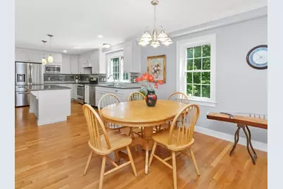 32 Lauricella Lane, Waltham, MA 02452 - Photo 7