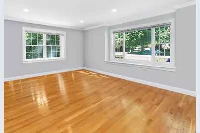 32 Lauricella Lane, Waltham, MA 02452 - Photo 11