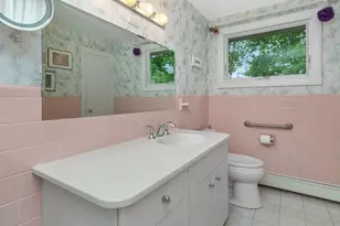 38 Greenwood Ln, Waltham, MA 02451 - Photo 19