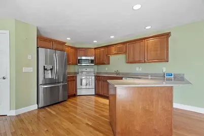 20 Victoria Dr #20, Leicester, MA 01542 - Photo 3