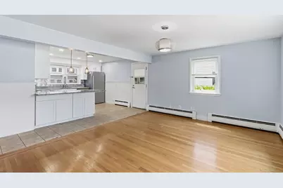 89 Bunker Hill Ave, Lowell, MA 01850 - Photo 11
