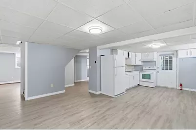 89 Bunker Hill Ave, Lowell, MA 01850 - Photo 31