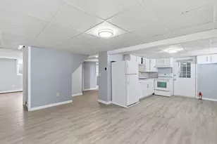 89 Bunker Hill Ave, Lowell, MA 01850 - Photo 31