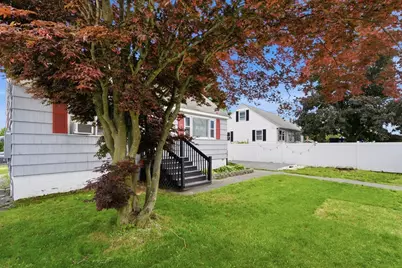 89 Bunker Hill Ave, Lowell, MA 01850 - Photo 3