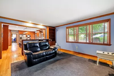 2 Christopher Cir, Wilbraham, MA 01095 - Photo 5