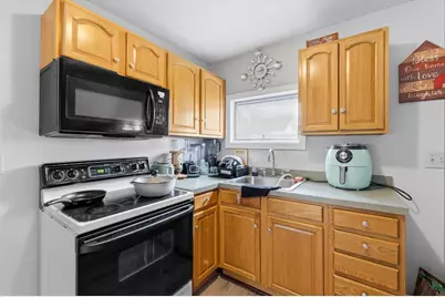 22 County St, New Bedford, MA 02744 - Photo 13