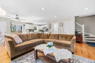 19 Laconia Ave, Saugus, MA 01906 - Photo 3