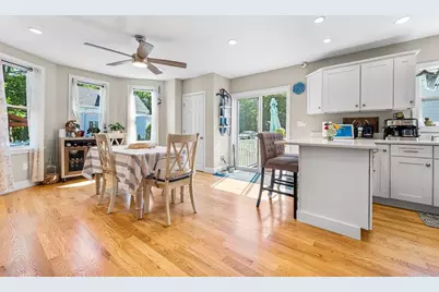 19 Laconia Ave, Saugus, MA 01906 - Photo 5
