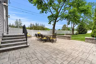 77 Corbett St, Andover, MA 01810 - Photo 11