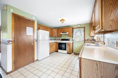 73 Gardner Rd, Chicopee, MA 01013 - Photo 3