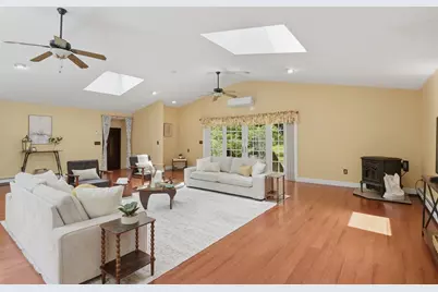 74 High Street, Upton, MA 01568 - Photo 9