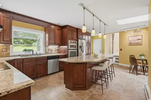 74 High St, Upton, MA 01568 - Photo 13