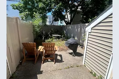 62 Marshall #B, Somerville, MA 02145 - Photo 3