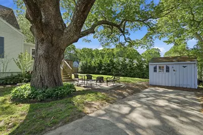 72 Pembroke Ave, Acushnet, MA 02743 - Photo 33