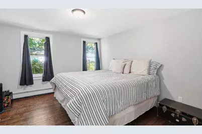 72 Pembroke Ave, Acushnet, MA 02743 - Photo 21