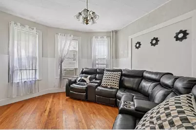 152-154 Glen St, Somerville, MA 02145 - Photo 5