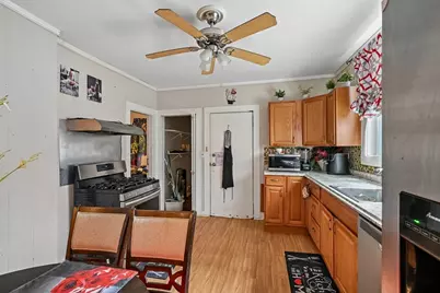 152-154 Glen St, Somerville, MA 02145 - Photo 3