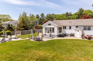 15 Fernwood Rd, Saugus, MA 01906 - Photo 15