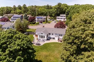 15 Fernwood Rd, Saugus, MA 01906 - Photo 13