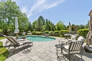 15 Fernwood Rd, Saugus, MA 01906 - Photo 37