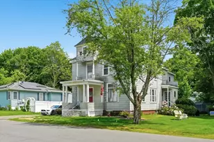 36 Oxford Ave, Haverhill, MA 01835 - Photo 3