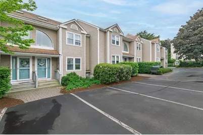 655 Pleasant St #4, Weymouth, MA 02189 - Photo 3