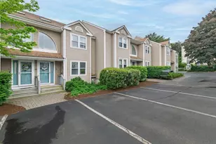 655 Pleasant St, Weymouth, MA 02189 - Photo 3