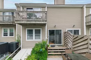 655 Pleasant St, Weymouth, MA 02189 - Photo 27