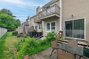655 Pleasant St, Weymouth, MA 02189 - Photo 29