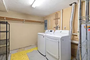 655 Pleasant St, Weymouth, MA 02189 - Photo 23