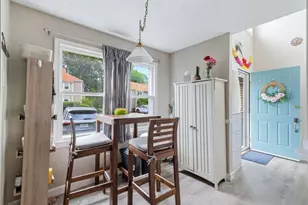 655 Pleasant St, Weymouth, MA 02189 - Photo 9