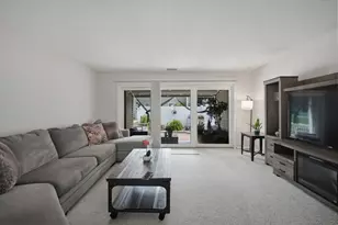 201 Nassau Dr, Springfield, MA 01129 - Photo 3