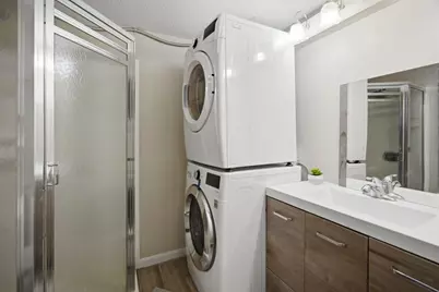 201 Nassau Dr #201, Springfield, MA 01129 - Photo 17