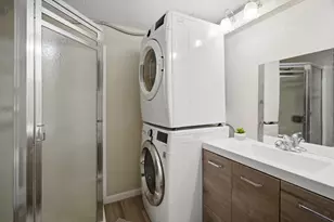 201 Nassau Dr, Springfield, MA 01129 - Photo 17