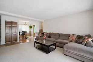 201 Nassau Dr, Springfield, MA 01129 - Photo 9