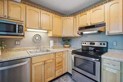 201 Nassau Dr #201, Springfield, MA 01129 - Photo 7