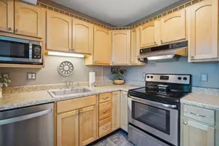 201 Nassau Dr, Springfield, MA 01129 - Photo 7