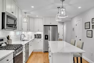 39 Staples St, Billerica, MA 01821 - Photo 11