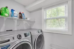 39 Staples St, Billerica, MA 01821 - Photo 13