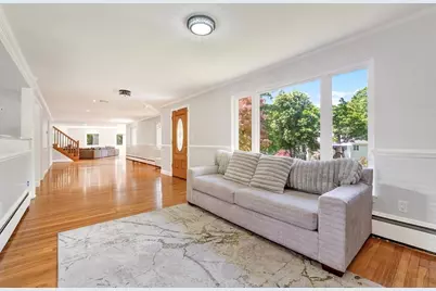 19 Sutcliffe Park, Newton, MA 02461 - Photo 9