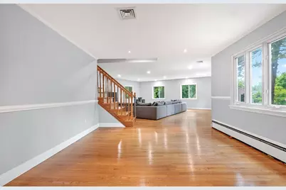 19 Sutcliffe Park, Newton, MA 02461 - Photo 7