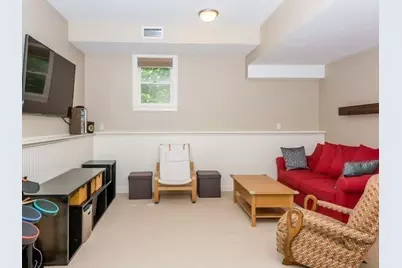 11 Crestview Road #11, Boston, MA 02131 - Photo 25