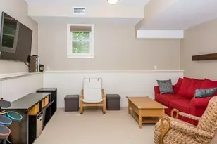 11 Crestview Rd, Boston, MA 02131 - Photo 25
