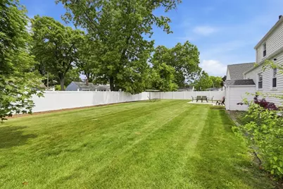 271 Wildermere St, Chicopee, MA 01020 - Photo 33