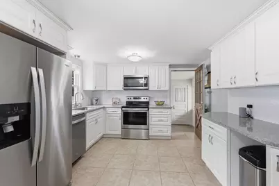 271 Wildermere St, Chicopee, MA 01020 - Photo 9