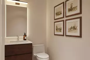 32 Auburn St, Brookline, MA 02446 - Photo 7